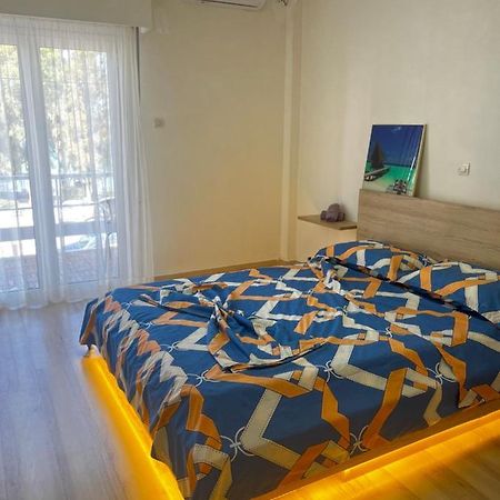 أثينا Seaview Room With Share Some Place المظهر الخارجي الصورة
