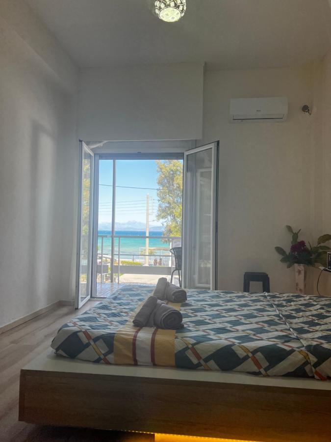 أثينا Seaview Room With Share Some Place المظهر الخارجي الصورة