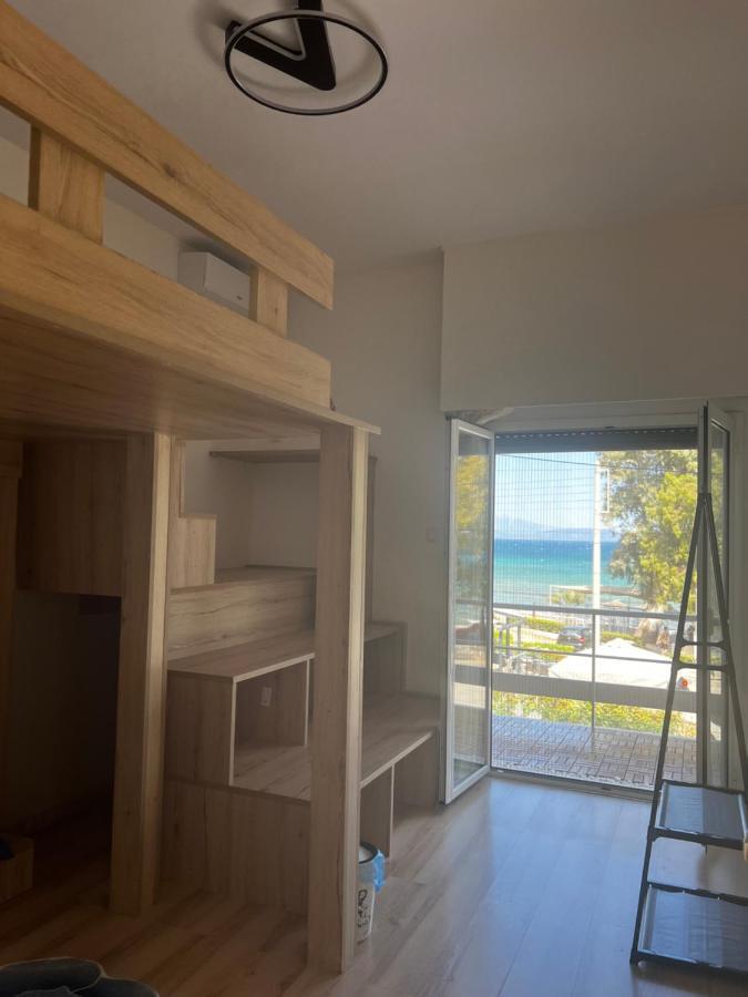 أثينا Seaview Room With Share Some Place المظهر الخارجي الصورة