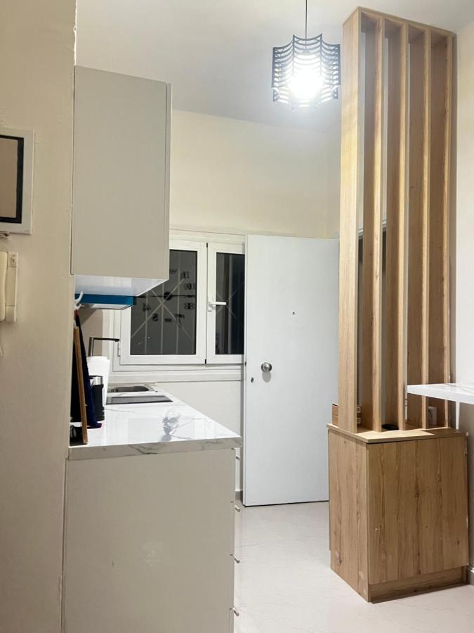 أثينا Seaview Room With Share Some Place المظهر الخارجي الصورة